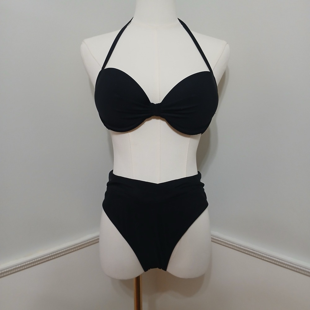 Cupshe Womens Black Halter Bikini Set High Waisted Two Piece Swimsuit Small NEW